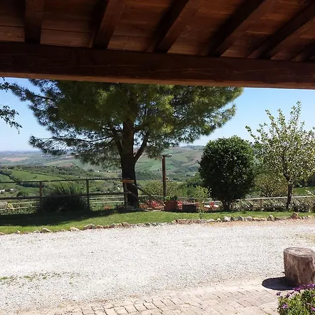 Agriturismo Bio Fattoria Le Origini Lantgård San Severino Marche