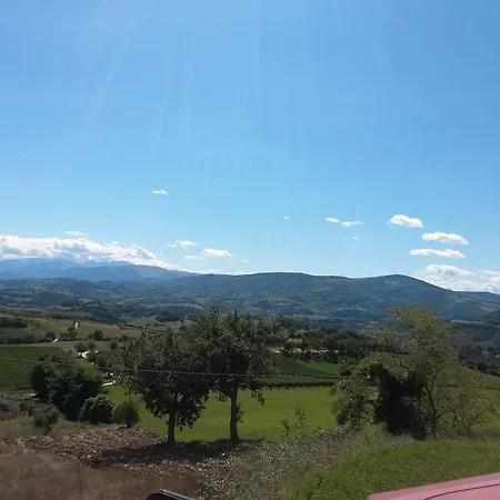 Lantgård Agriturismo Bio Fattoria Le Origini San Severino Marche