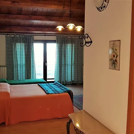 Agriturismo Bio Fattoria Le Origini * San Severino Marche